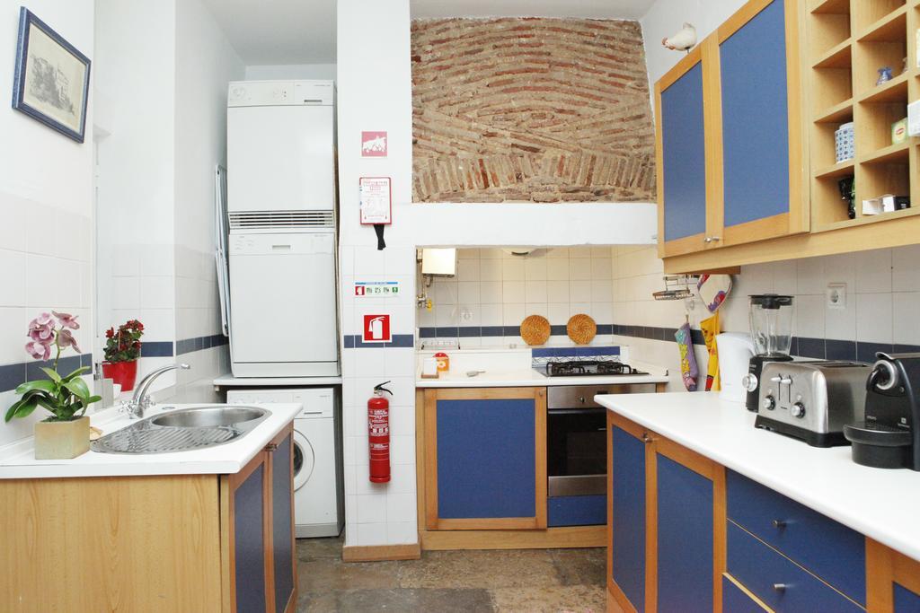 Magnificent Historical City Centre Apart With Terrace * Lisbon